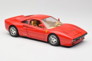 Ferrari 288 GTO Red Bburago 1:18 3027 Diecast — photo 6 of 8