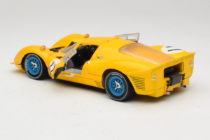 Ferrari 330 P4 #11 Yellow Spa-Francorchamps 1967 Eagles Race 1:18 38007-Y1 Diecast — photo 5 of 8