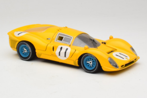 Ferrari 330 P4 #11 Yellow Spa-Francorchamps 1967 Eagles Race 1:18 38007-Y1 Diecast — photo 6 of 8