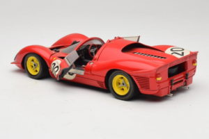 Ferrari 330 P4 #20 Red 1967 Revell 1:18 48822-P1 Diecast — photo 5 of 8