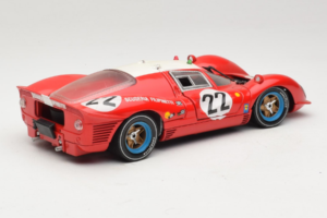Ferrari 330 P4 #22 Scuderia Filipinetti Poor Condition 1967 Revell 1:18 48825-P1 Diecast — photo 3 of 8