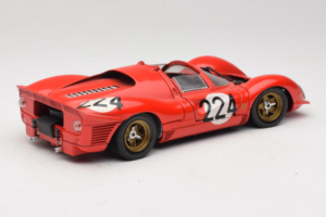 Ferrari 330 P4 #224 Red 1967 Revell 1:18 48825-P2 Diecast — photo 3 of 7