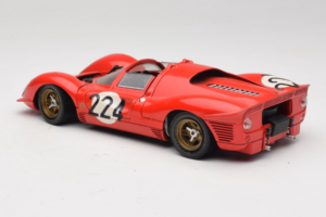 Ferrari 330 P4 #224 Red 1967 Revell 1:18 48825-P2 Diecast — photo 6 of 7