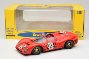 Ferrari 330 P4 #224 Red 1967 Revell 1:18 48825-P2 Diecast — photo 7 of 7