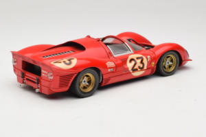 Ferrari 330 P4 #23 L. Bandini / C. Amon 24 Hours of Daytona Winner 1967 Revell 1:18 48833 Diecast — photo 3 of 8