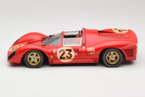 Ferrari 330 P4 #23 L. Bandini / C. Amon 24 Hours of Daytona Winner 1967 Revell 1:18 48833 Diecast — photo 4 of 8