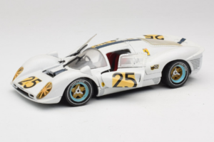 Ferrari 330 P4 #25 White Revell 1:18 48845 Diecast — photo 2 of 8
