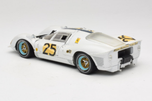 Ferrari 330 P4 #25 White Revell 1:18 48845 Diecast — photo 7 of 8