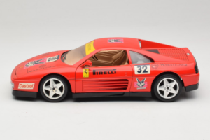Ferrari 348 TB #32 Pirelli Red 1989 Bburago 1:18 3039-P1 Diecast — photo 4 of 8