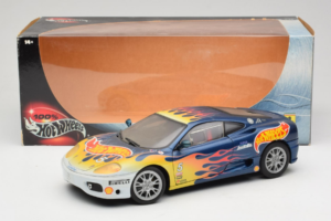 Ferrari 360 Modena Challenge #5 Hot Wheels Purple Fire Livery 1999 Bburago 1:18 29619 Diecast — photo 8 of 8
