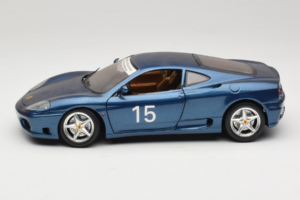 Ferrari 360 Modena #15 Limited Edition Blue Metallic Bburago 1:18 3358-F1 Diecast — photo 4 of 8