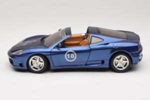 Ferrari 360 Modena Targa Limited Edition 333 pcs Purple Metallic Bburago 1:18 3348-F1 Diecast — photo 4 of 8