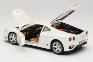Ferrari 360 Modena White Bburago 1:18 3368-W1 Diecast — photo 5 of 8