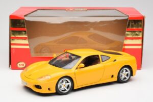 Ferrari 360 Modena Yellow Bburago 1:18 3368 Diecast — photo 8 of 8