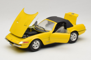 Ferrari 365 GTS/4 Daytona Cabriolet Yellow Techno Giodi 1:18 740028 Diecast — photo 2 of 8