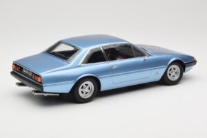 Ferrari 365 GT4 2+2 Blue KK-Scale 1:18 KKDC180162 Diecast — photo 2 of 6