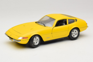 Ferrari 365 GTB/4 Daytona Yellow Techno Giodi 1:18 40011-Y1 Diecast