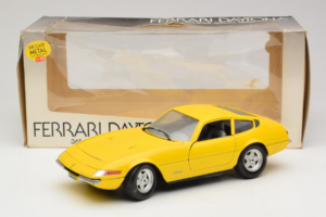 Ferrari 365 GTB/4 Daytona Yellow Techno Giodi 1:18 40011-Y1 Diecast — photo 7 of 7