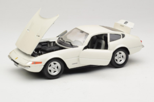 Ferrari 365 GTB/4 Daytona Berlina White Techno Giodi 1:18 74007 Diecast — photo 2 of 8