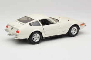 Ferrari 365 GTB/4 Daytona Berlina White Techno Giodi 1:18 74007 Diecast — photo 3 of 8