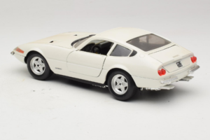 Ferrari 365 GTB/4 Daytona Berlina White Techno Giodi 1:18 74007 Diecast — photo 7 of 8