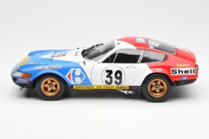 Ferrari 365 GTB/4 #39 J-C. Andruet / Lena 24 Hours of Le Mans 1972 Kyosho 1:18 08164E Diecast — photo 4 of 8