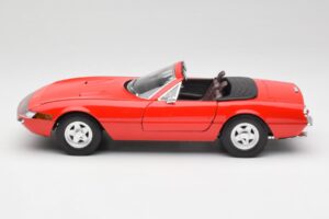 Ferrari 365 GTS Red Solido 1:18 8017 Diecast — photo 4 of 8