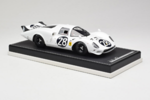 Ferrari 365 P2 #28 M. Gregory / J. Schlesser NART 24 Hours of Daytona 1967 White AB Models 1:18 REMC019 Resin — photo 4 of 6
