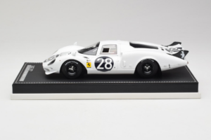 Ferrari 365 P2 #28 M. Gregory / J. Schlesser NART 24 Hours of Daytona 1967 White AB Models 1:18 REMC019 Resin