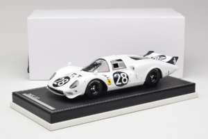Ferrari 365 P2 #28 M. Gregory / J. Schlesser NART 24 Hours of Daytona 1967 White AB Models 1:18 REMC019 Resin — photo 6 of 6