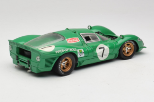 Ferrari 412P #7 Green 24 Hours of Daytona 1967 Eagles Race 1:18 37000 Diecast — photo 3 of 8
