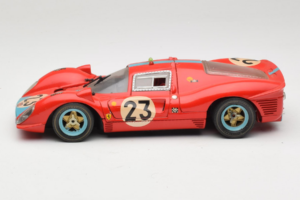 Ferrari 412P #23 W. Mairesse / J. Beurlys Le Mans 1967 Red Revell 1:18 48826 Diecast — photo 4 of 8
