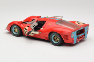 Ferrari 412P #23 W. Mairesse / J. Beurlys Le Mans 1967 Red Revell 1:18 48826 Diecast — photo 5 of 8