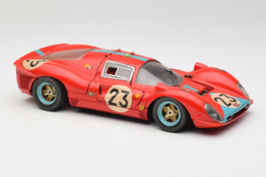 Ferrari 412P #23 W. Mairesse / J. Beurlys Le Mans 1967 Red Revell 1:18 48826 Diecast — photo 6 of 8