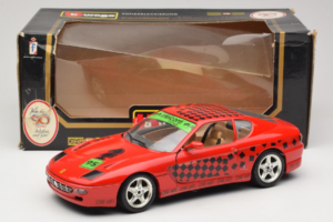 Ferrari 456 GT Interconti Car HiFi Red Bburago 1:18 3036-D Diecast — photo 8 of 8