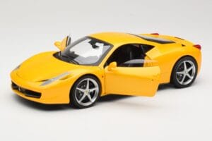Ferrari 458 Italia Yellow Hot Wheels 1:18 P9894 Diecast — photo 2 of 8