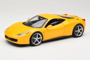 Ferrari 458 Italia Yellow Hot Wheels 1:18 P9894 Diecast