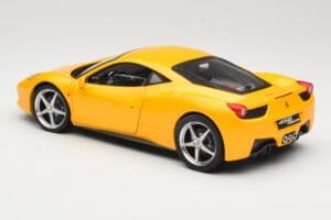 Ferrari 458 Italia Yellow Hot Wheels 1:18 P9894 Diecast — photo 7 of 8