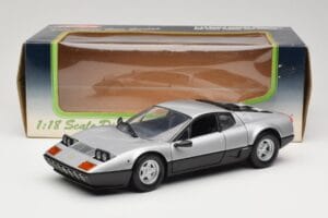 Ferrari 512BB Silver Kyosho 1:18 08171S Diecast — photo 8 of 8