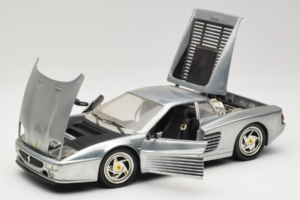 Ferrari 512M Chrome Silver Hot Wheels 1:18 25739 Diecast — photo 2 of 8