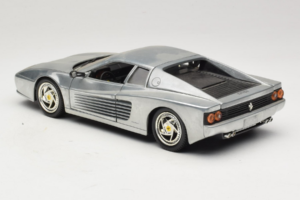 Ferrari 512M Chrome Silver Hot Wheels 1:18 25739 Diecast — photo 7 of 8