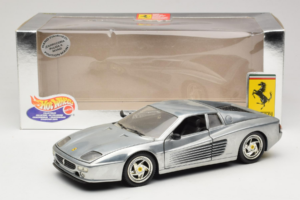 Ferrari 512M Chrome Silver Hot Wheels 1:18 25739 Diecast — photo 8 of 8