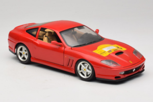 Ferrari 550 Maranello 22 Jahre Ferrari Model Club Red Bburago 1:18 3064-P2 Diecast — photo 6 of 8
