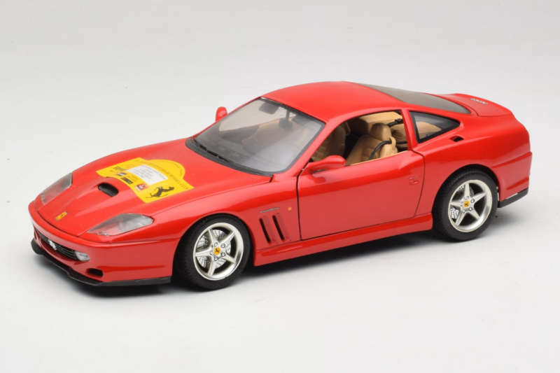 Ferrari 550 Maranello 22 Jahre Ferrari Model Club Red Bburago 1:18 3064-P2 Diecast