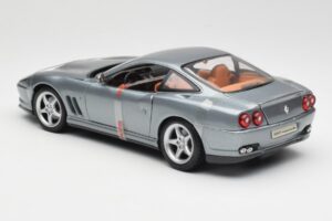 Ferrari 550 Maranello Grey Metallic Maisto 1:18 4839 Diecast — photo 5 of 6