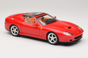 Ferrari 575M Superamerica Red Hot Wheels 1:18 J2858 Diecast — photo 6 of 8