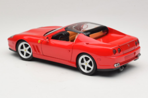 Ferrari 575M Superamerica Red Hot Wheels 1:18 J2858 Diecast — photo 7 of 8