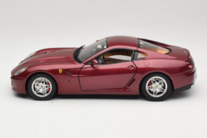 Ferrari 599 GTB Fiorano Dark Red Hot Wheels 1:18 M1200 Diecast — photo 4 of 8