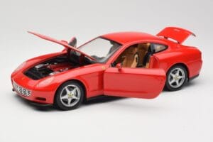 Ferrari 612 Scaglietti Rosso Corsa Hot Wheels 1:18 B6047 Diecast — photo 2 of 8