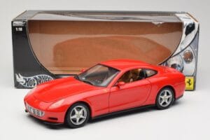 Ferrari 612 Scaglietti Rosso Corsa Hot Wheels 1:18 B6047 Diecast — photo 8 of 8